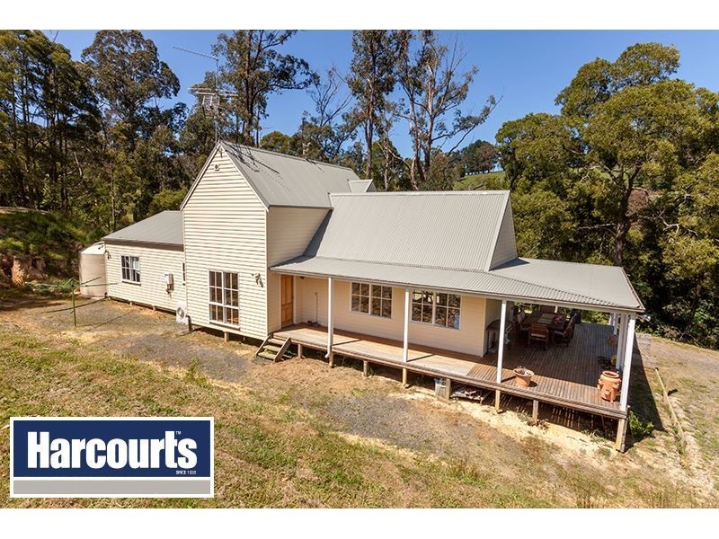 2637 Willow Grove Road, Hill End VIC 3825