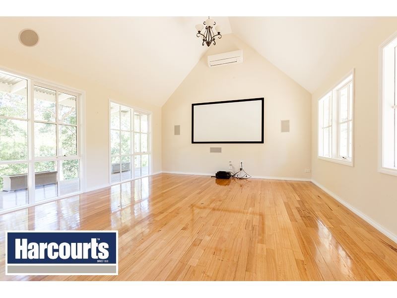 2637 Willow Grove Road, Hill End VIC 3825