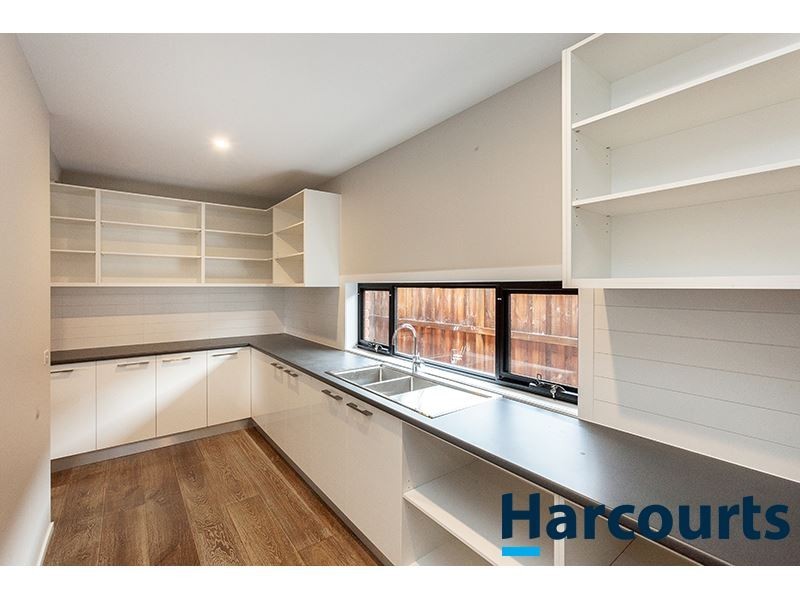 20 Chesterfield Avenue, Warragul VIC 3820