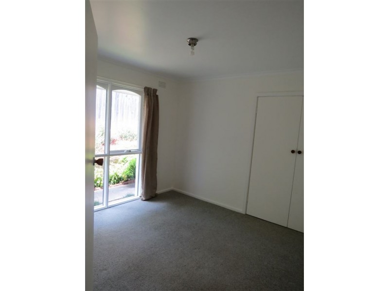 27 Boronia Street, Warragul VIC 3820