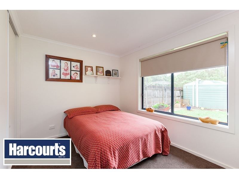 8 Miller Close, Drouin VIC 3818