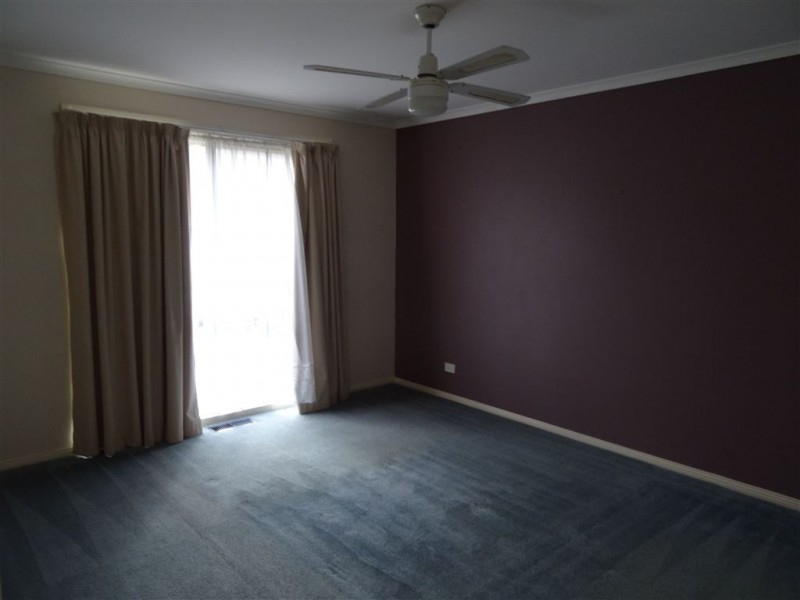 19 Hamilton Drive, Warragul VIC 3820