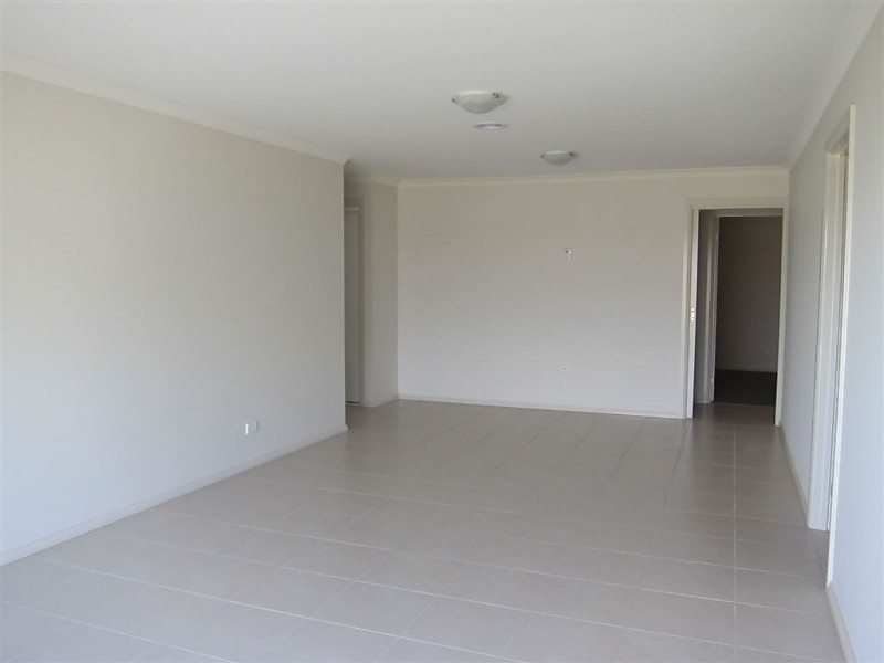 59 Vincent Boulevard, Trafalgar VIC 3824
