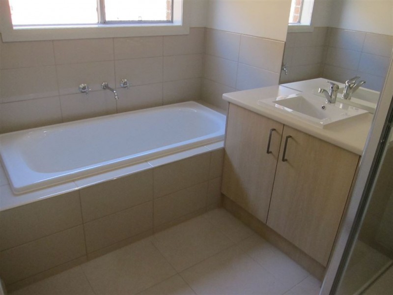 59 Vincent Boulevard, Trafalgar VIC 3824