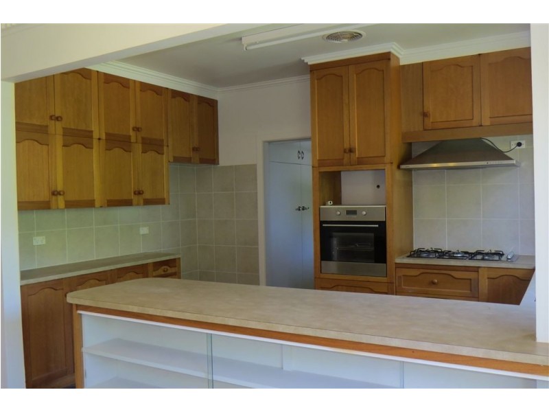 22 Clifford Street, Warragul VIC 3820