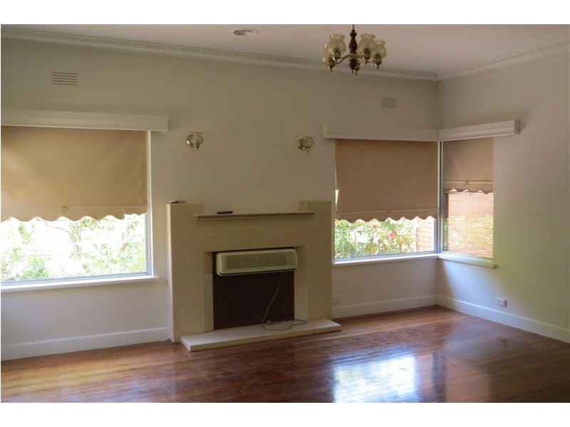 22 Clifford Street, Warragul VIC 3820