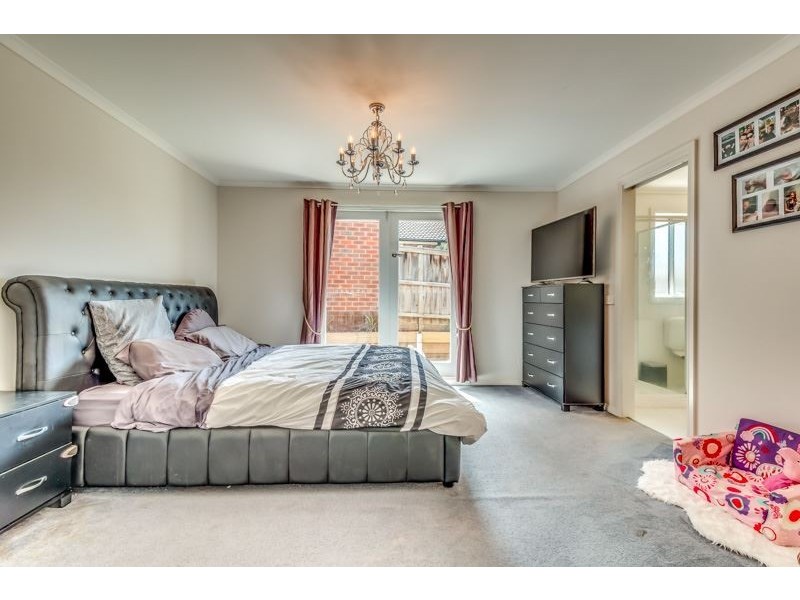 21 Hamilton Drive, Warragul VIC 3820