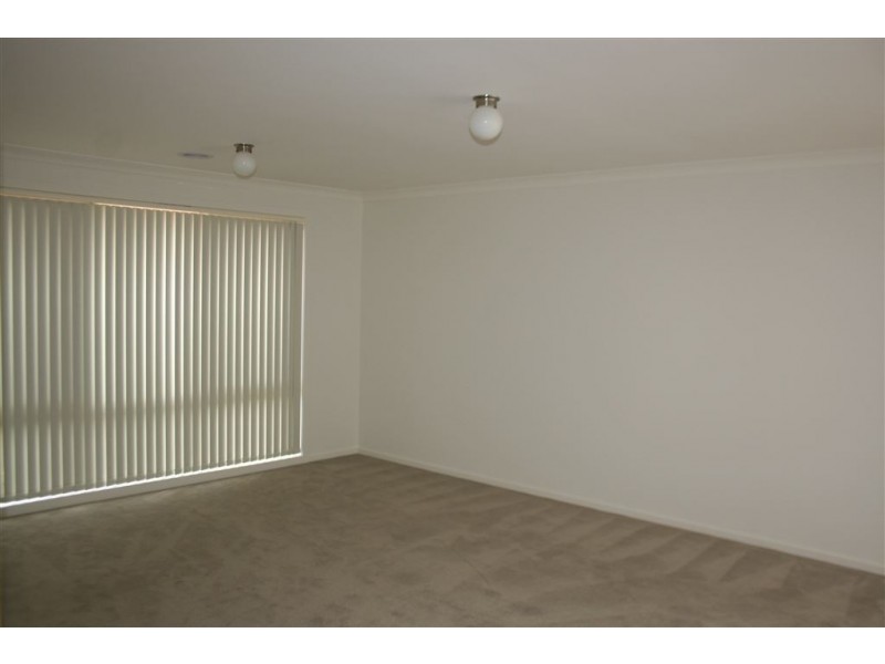 4/4 Davine Street, Warragul VIC 3820