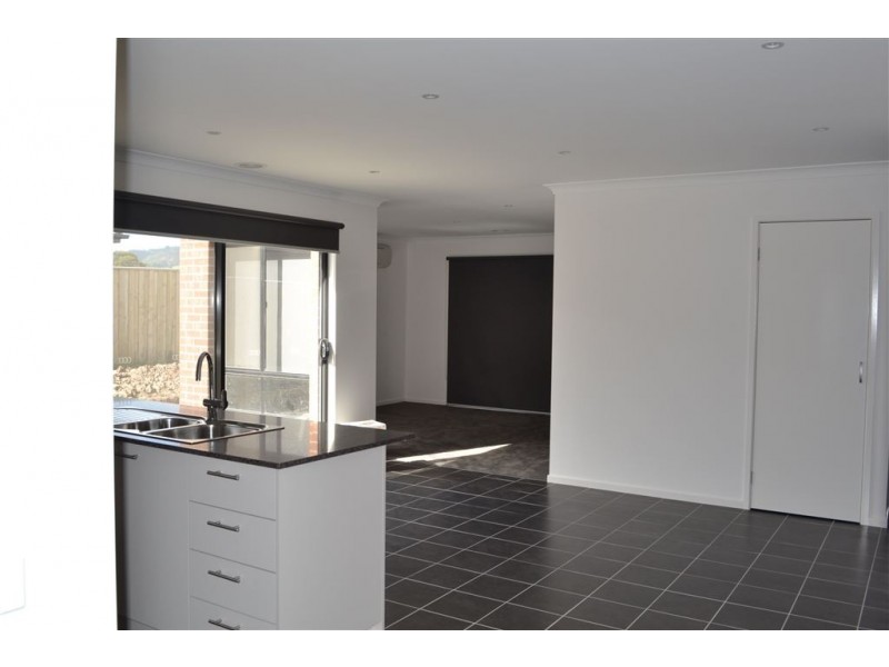 16 Linnea Drive, Yarragon VIC 3823