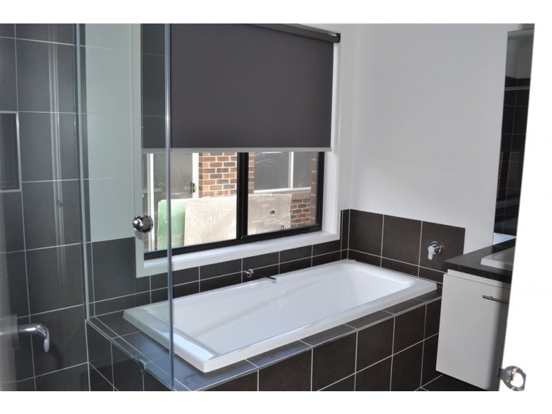 16 Linnea Drive, Yarragon VIC 3823