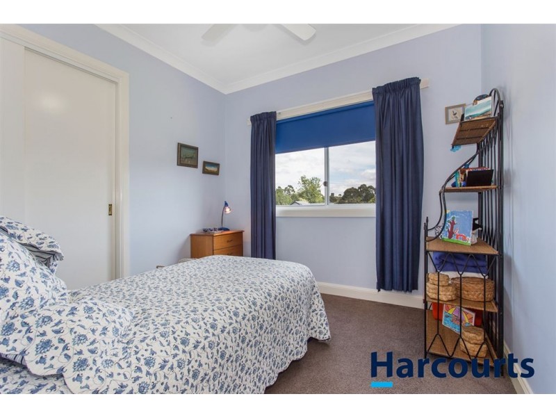 26 Hallyburton Grove, Warragul VIC 3820