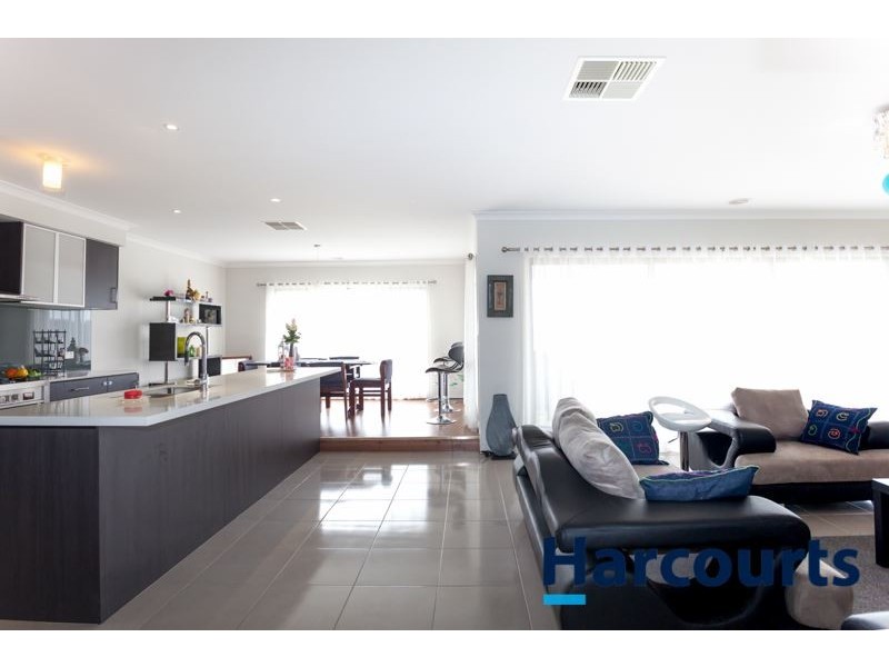12 Fieldstone Avenue, Warragul VIC 3820