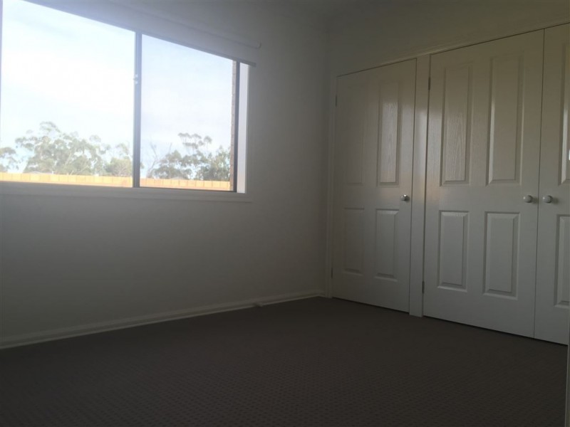 89 Cook Street, Drouin VIC 3818