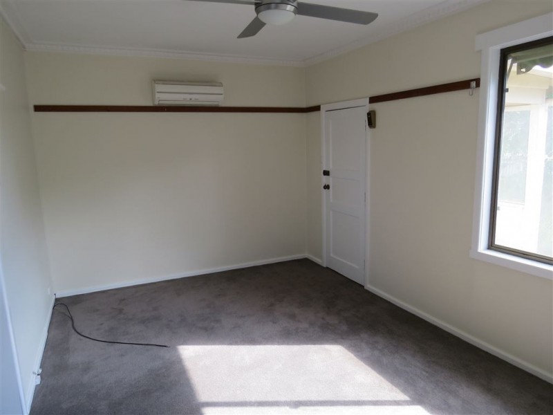 26 Centre Avenue, Warragul VIC 3820