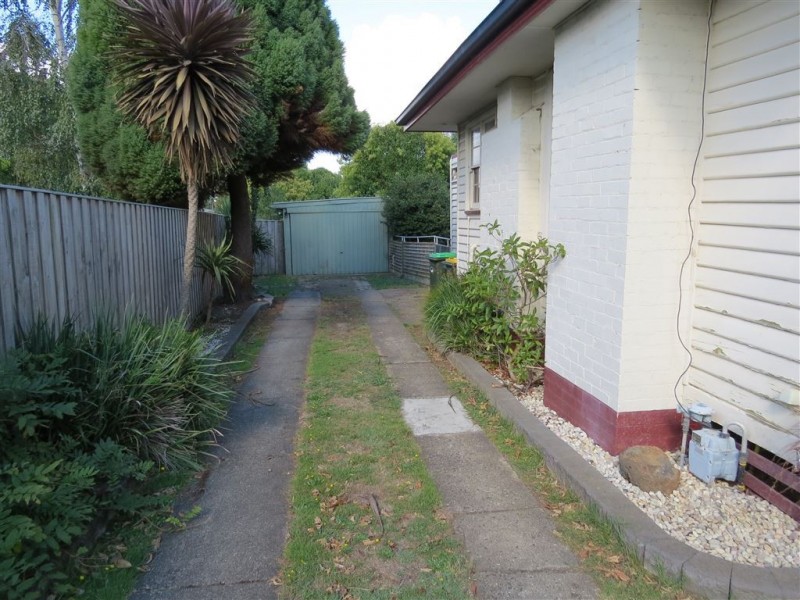 26 Centre Avenue, Warragul VIC 3820