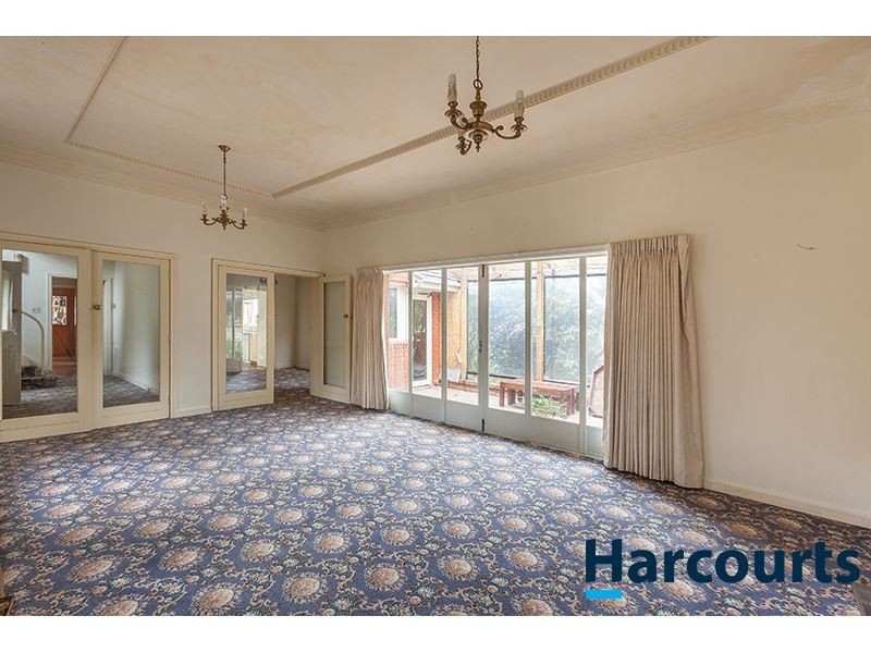 122 Brandy Creek Road, Warragul VIC 3820
