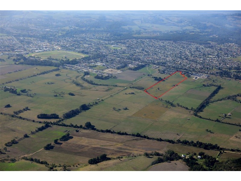 14 – 16 Desmond Street, Moe VIC 3825