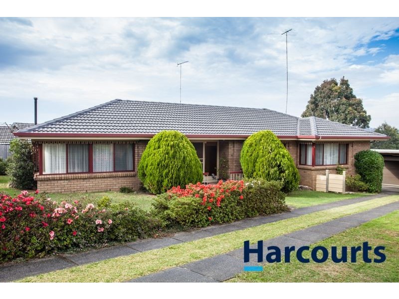30 Rangeview Street, Warragul VIC 3820