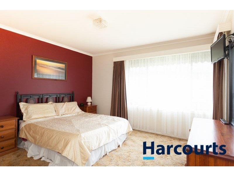 30 Rangeview Street, Warragul VIC 3820