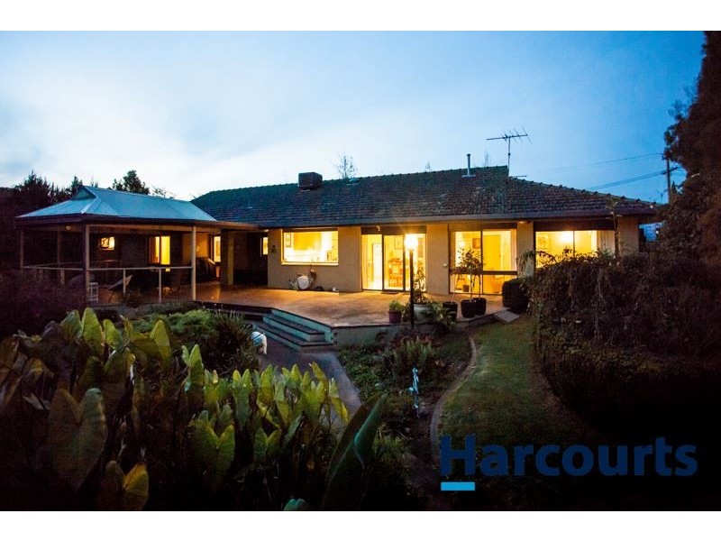 10 Archibald Crescent, Warragul VIC 3820