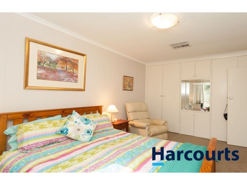 10 Archibald Crescent, Warragul VIC 3820