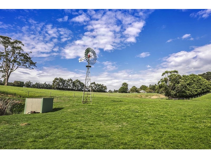 415 Lardner Road, Warragul VIC 3820