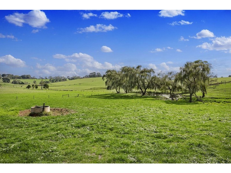 415 Lardner Road, Warragul VIC 3820