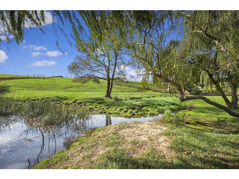 415 Lardner Road, Warragul VIC 3820