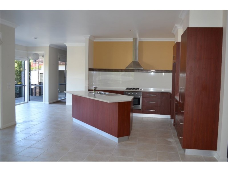 5 Tulip Court, Warragul VIC 3820