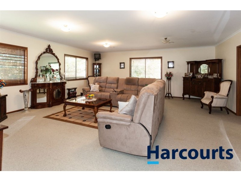 977 Main South Road, Drouin South VIC 3818