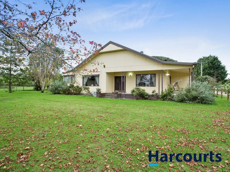 46 Forest Road, Labertouche VIC 3816