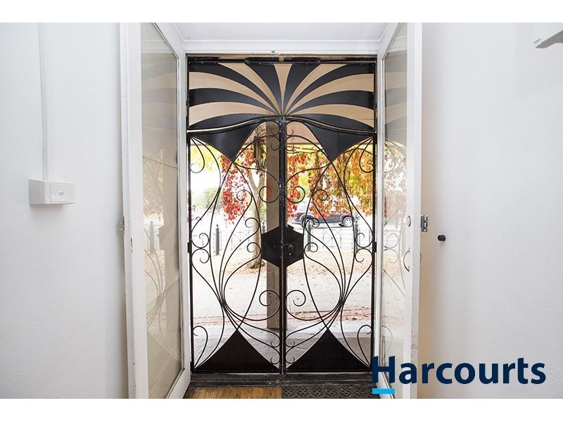 9-11 Rutherglen Road, Newborough VIC 3825