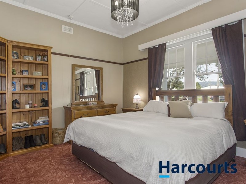 22 Cemetery Road, Yarragon VIC 3823