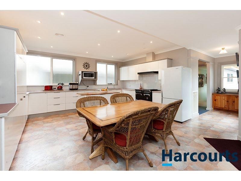 31 Peace Avenue, Warragul VIC 3820