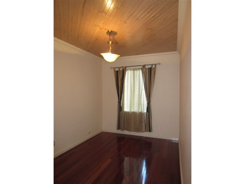 8 Dunn Street, Warragul VIC 3820