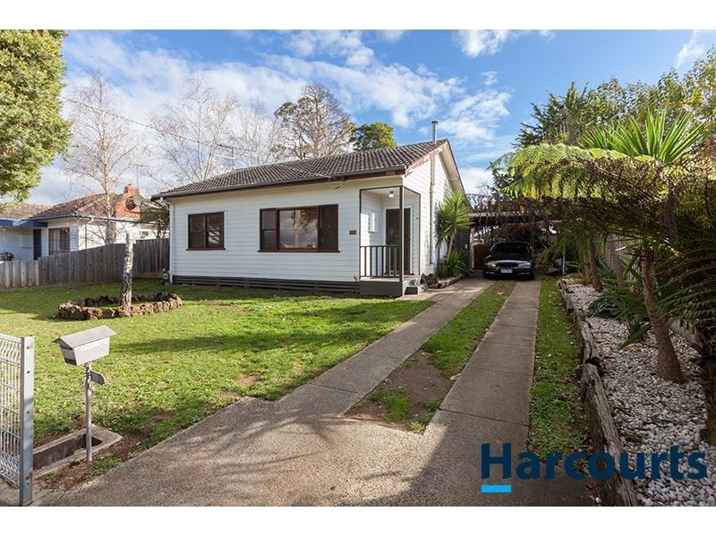 13 Henrietta Street, Warragul VIC 3820