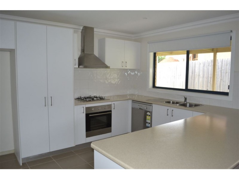 40 Dawson Drive, Warragul VIC 3820