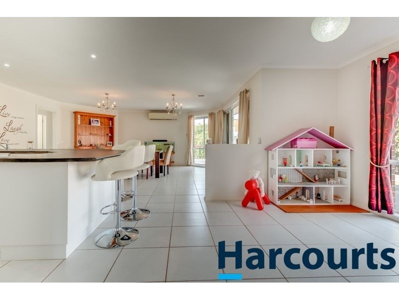 21 Hamilton Drive, Warragul VIC 3820
