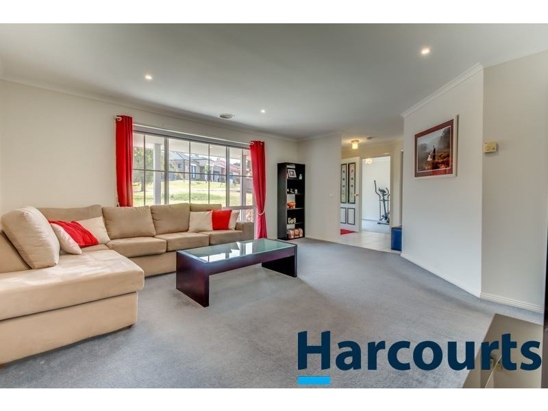21 Hamilton Drive, Warragul VIC 3820