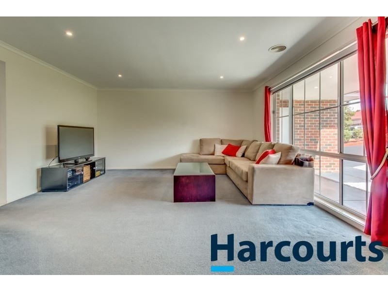 21 Hamilton Drive, Warragul VIC 3820