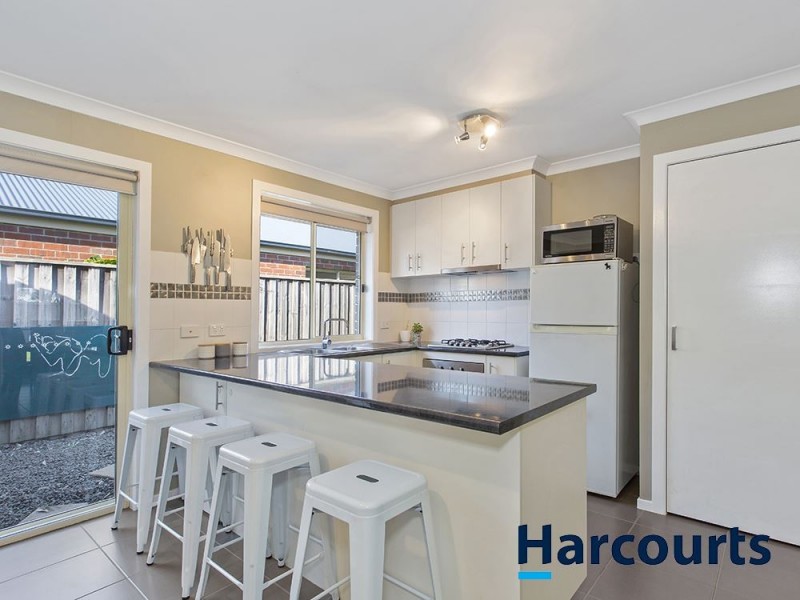 8 Durling Close, Yarragon VIC 3823