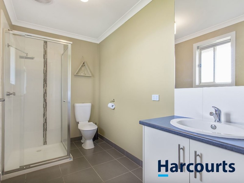 8 Durling Close, Yarragon VIC 3823