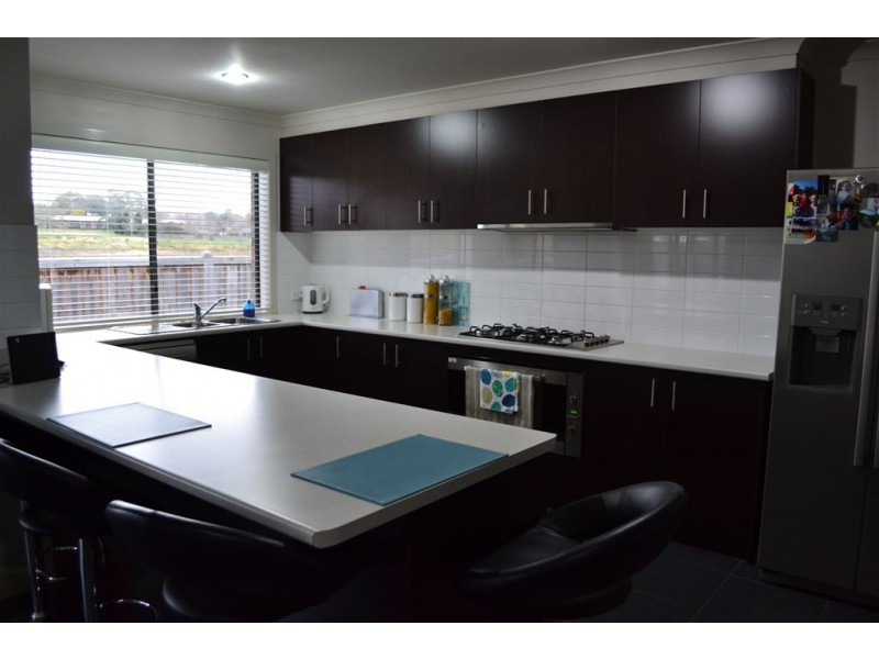2 Skipton Street, Drouin VIC 3818