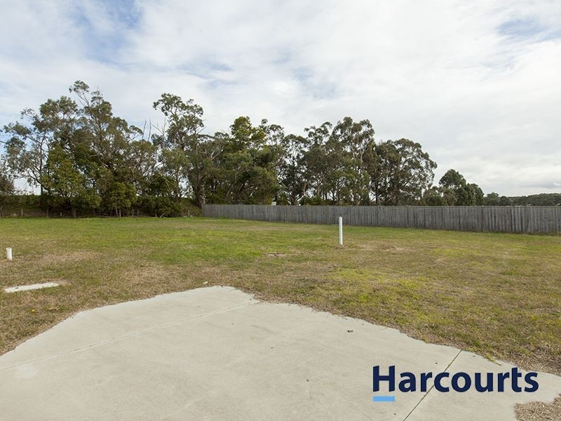 8 Highview Court, Willow Grove VIC 3825