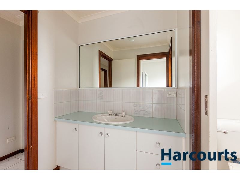 13 Somerset Drive, Warragul VIC 3820