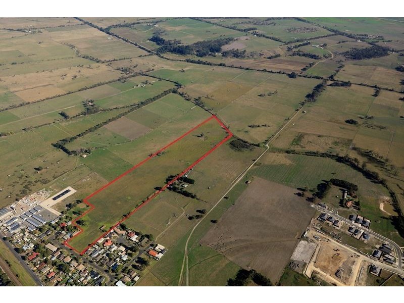 14-16 Desmond Street, Moe VIC 3825