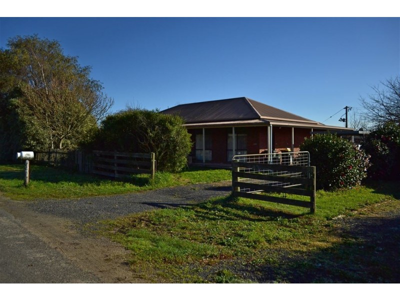 58 Peters Road, Ellinbank VIC 3821
