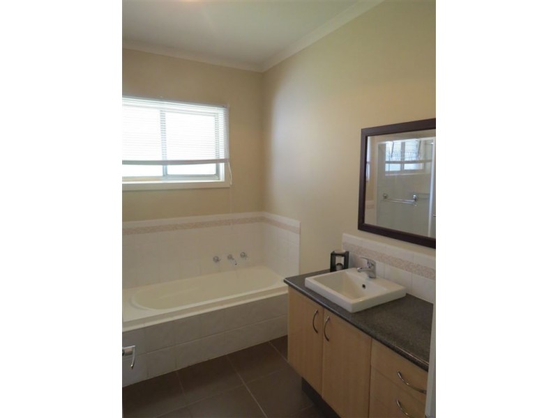 3 Inverness Street, Warragul VIC 3820