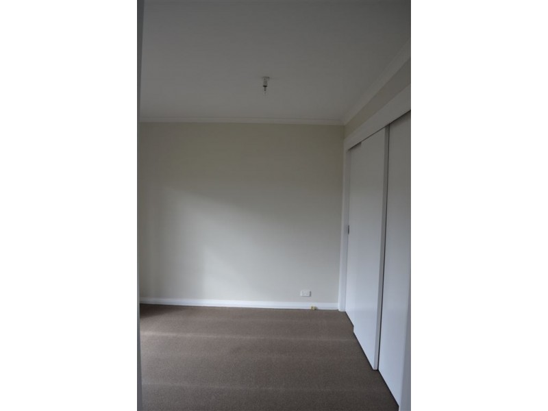 33 Lawson Crescent, Warragul VIC 3820