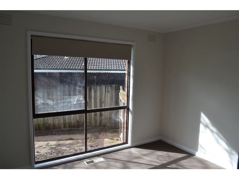 33 Lawson Crescent, Warragul VIC 3820